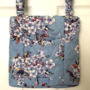 Vera Bradley ultralight hipster cherry blossoms nwot